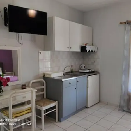 Iason Studio 3 * Patitiri