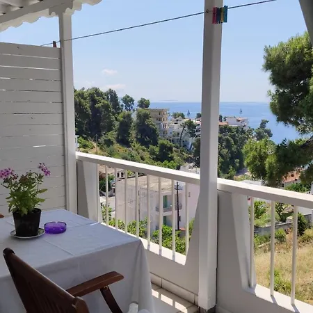 Iason Studio 3 Patitiri (Alonnisos)